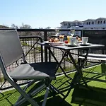 14 Im Haus Huehnergott - 4 Personen, Parkplatz Inclusive * Зеллин