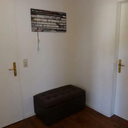 14 Im Haus Huehnergott - 4 Personen, Parkplatz Inclusive Sellin (Rugen)